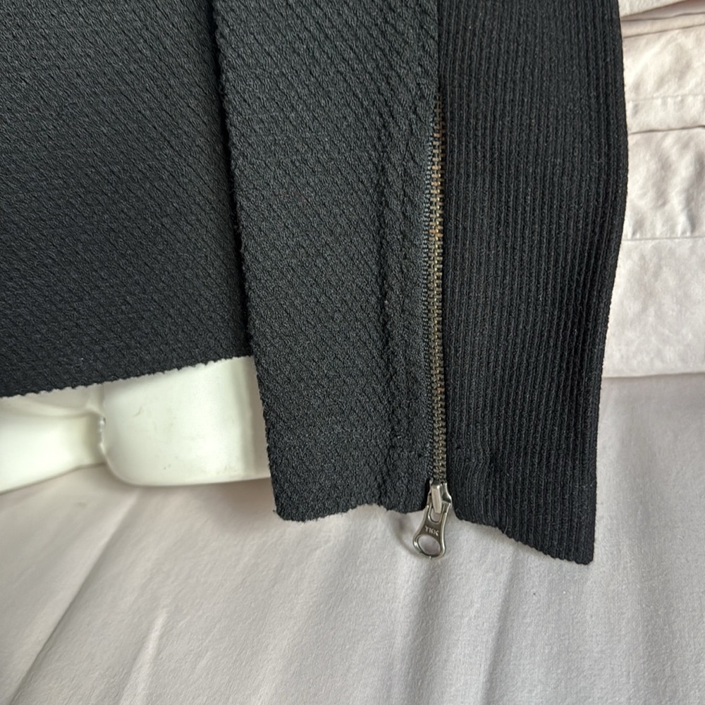 Eileen Fisher - Picture 3 of 6
